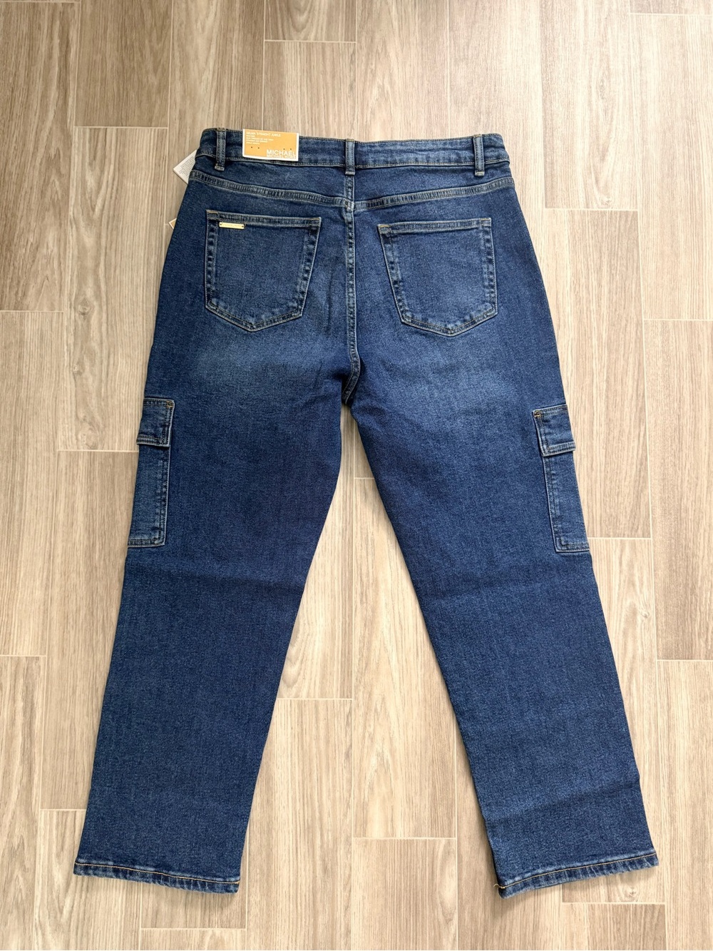 Michael Kors Straight Cropped High Rise Cargo Jeans - Selma - Picture 9 of 11